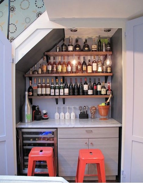 Aprenda a montar um mini bar para sua casa