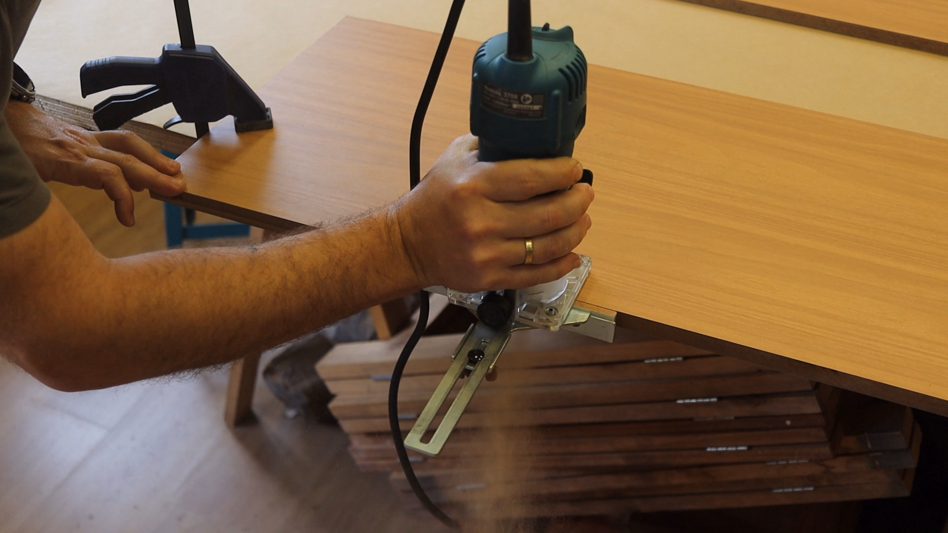 Rebaixo de 3 mm feito com a tupia
